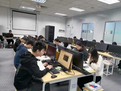 云计算技术在现代计算机信息技术咨询服务中的应用与价值